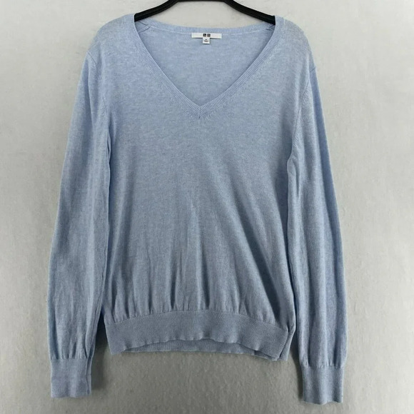 Uniqlo Sweater Women's Sz Medium Light Blue V-Neck  Long Sleeve Cashmere Blend - Picture 1 of 12